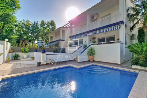 5 bedrooms villa for sale in Vilanova i la Geltru, Barcelona, Catalonia, Spain № 8837 - photo 25