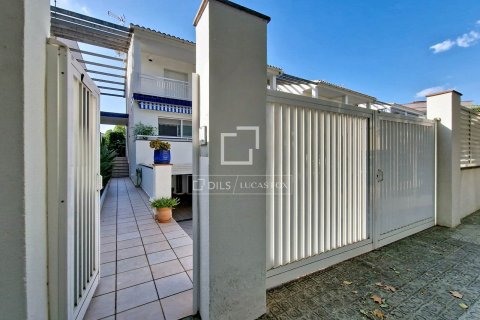 5 bedrooms villa for sale in Vilanova i la Geltru, Barcelona, Catalonia, Spain № 8837 - photo 27