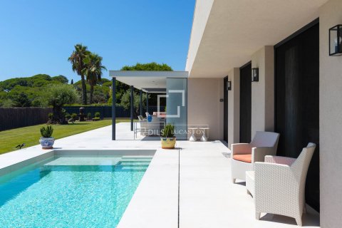 3 bedrooms villa for sale in Sant Vicenc De Montalt, Barcelona, Catalonia, Spain № 8835 - photo 18