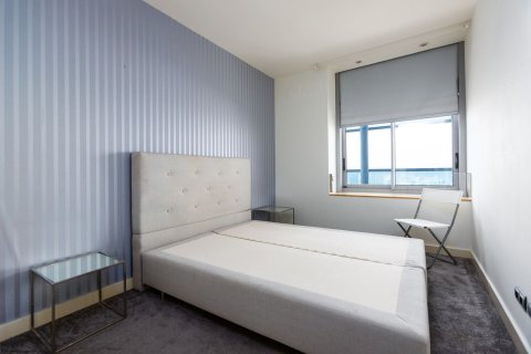 Apartamento de 4 dormitorios en venta en Barcelona, Cataluña, Spain № 4603 - foto 17