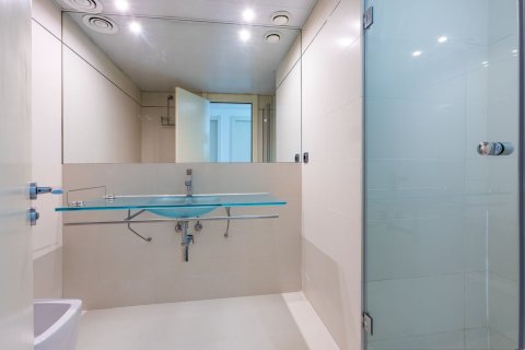Apartamento de 4 dormitorios en venta en Barcelona, Cataluña, Spain № 4603 - foto 19