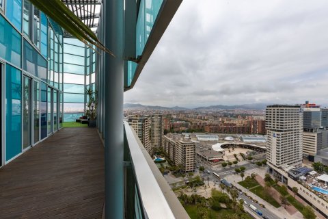 Apartamento de 4 dormitorios en venta en Barcelona, Cataluña, Spain № 4603 - foto 26