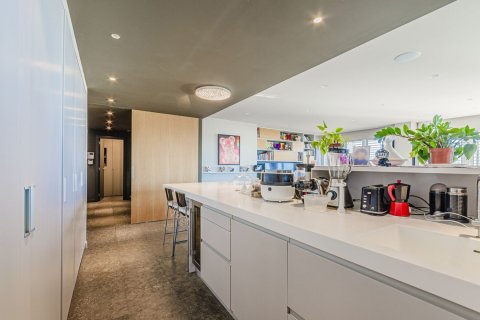 3 bedrooms apartment for sale in Barcelona, Catalonia, Spain № 4605 - photo 9