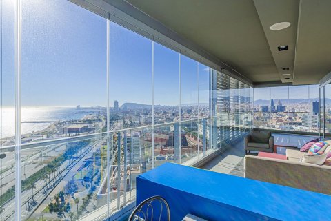 3 bedrooms apartment for sale in Barcelona, Catalonia, Spain № 4605