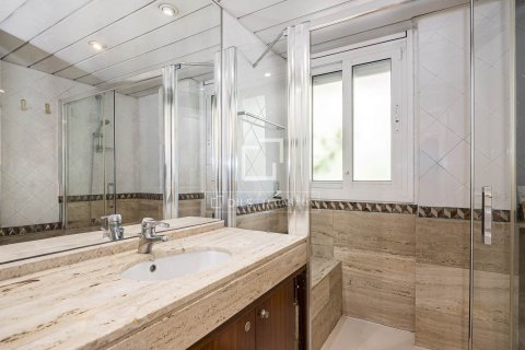4 bedrooms apartment for sale in Sant Cugat Del Valles, Barcelona, Catalonia, Spain № 7174 - photo 15