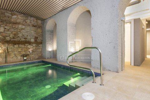 2 bedrooms apartment for sale in Barcelona, Catalonia, Spain № 8750 - photo 24