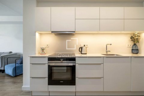 2 bedrooms apartment for sale in Barcelona, Catalonia, Spain № 8750 - photo 6