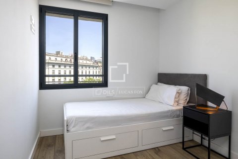 2 bedrooms apartment for sale in Barcelona, Catalonia, Spain № 8750 - photo 11