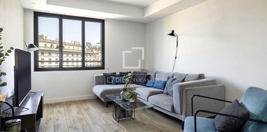 2 bedrooms apartment for sale in Barcelona, Catalonia, Spain № 8750