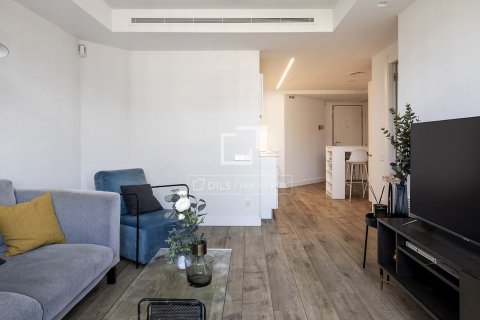 2 bedrooms apartment for sale in Barcelona, Catalonia, Spain № 8750 - photo 3