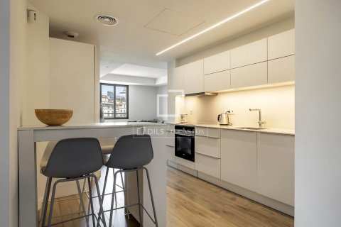 2 bedrooms apartment for sale in Barcelona, Catalonia, Spain № 8750 - photo 7