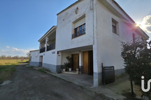 5 bedrooms house for sale in Lleida, Catalonia, Spain № 4947