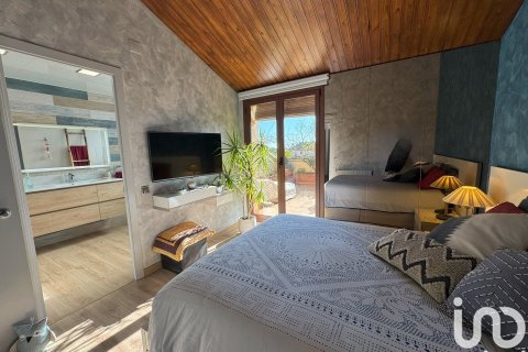 4 bedrooms house for sale in Barcelona, Catalonia, Spain № 4950 - photo 24