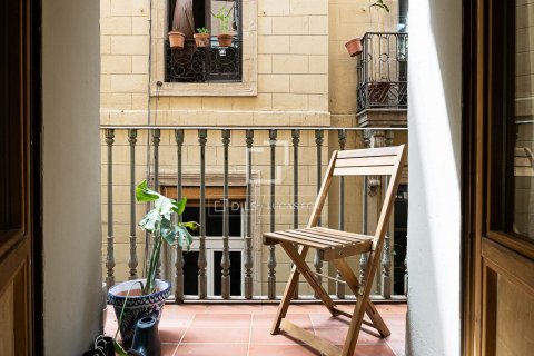 Apartamento de 2 dormitorios en venta en Barcelona, Cataluña, Spain № 8894 - foto 13