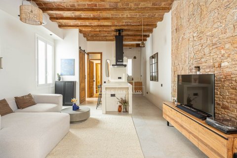 2 bedrooms apartment for sale in Barcelona, Catalonia, Spain № 8894