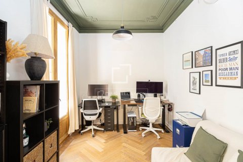 Apartamento de 2 dormitorios en venta en Barcelona, Cataluña, Spain № 8894 - foto 8
