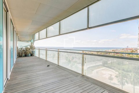 3 bedrooms apartment for sale in Barcelona, Catalonia, Spain № 8896 - photo 13