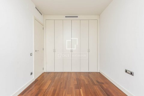 3 bedrooms apartment for sale in Barcelona, Catalonia, Spain № 8896 - photo 23