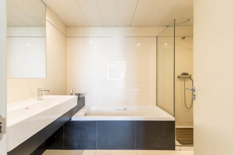 3 bedrooms apartment for sale in Barcelona, Catalonia, Spain № 8896 - photo 18