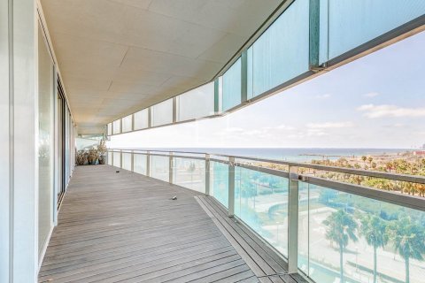 3 bedrooms apartment for sale in Barcelona, Catalonia, Spain № 8896 - photo 15