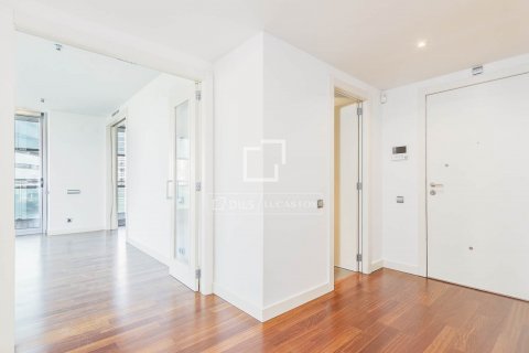 3 bedrooms apartment for sale in Barcelona, Catalonia, Spain № 8896 - photo 5