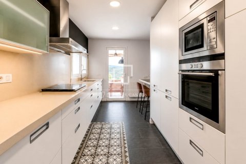 Villa de 4 dormitorios en venta en Sitges, Barcelona, Cataluña, Spain № 8897 - foto 10