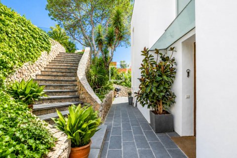 Villa de 4 dormitorios en venta en Sitges, Barcelona, Cataluña, Spain № 8897 - foto 18