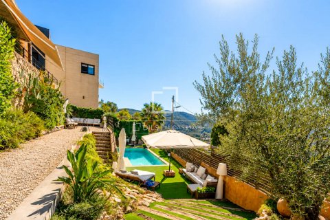 Villa de 4 dormitorios en venta en Sitges, Barcelona, Cataluña, Spain № 8897 - foto 23