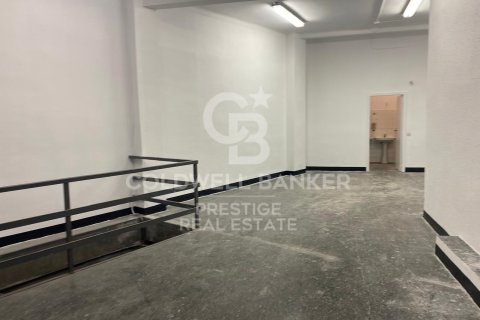 Propiedad comercial de 340 m² en venta en Barcelona, Cataluña, Spain № 5719 - foto 15
