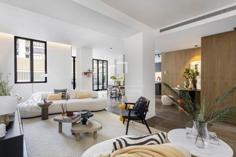 Купить квартиру в Барселона, Испания с 2 спальни, 126м², № 8566 - фото 6