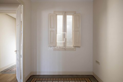 3 chambres apartment à vendre à Barcelona, Catalonia, Spain № 8569 - photo 21