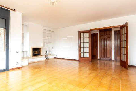 6 bedrooms villa for sale in Sant Cugat Del Valles, Barcelona, Catalonia, Spain № 9013 - photo 14