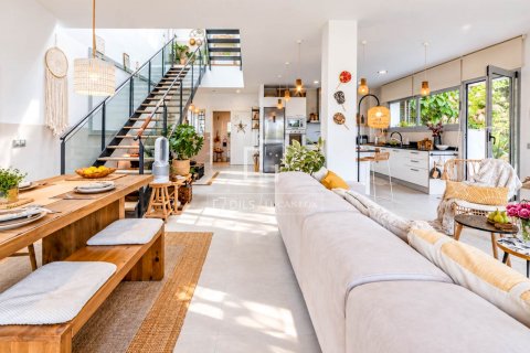 4 bedrooms villa for sale in Sitges, Barcelona, Catalonia, Spain № 9017 - photo 8