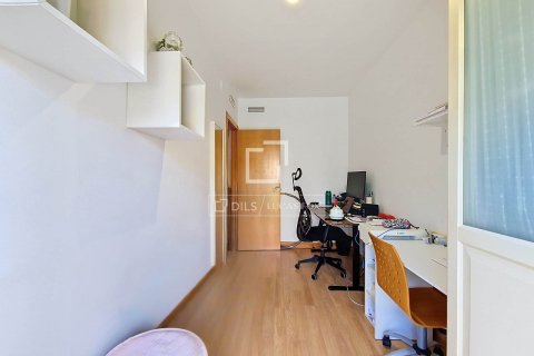 Apartamento de 4 dormitorios en venta en Cubelles, Barcelona, Cataluña, Spain № 9018 - foto 28