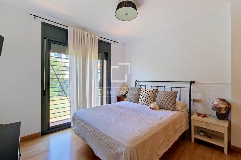 Apartamento de 4 dormitorios en venta en Cubelles, Barcelona, Cataluña, Spain № 9018 - foto 14