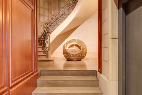 4 bedrooms apartment for sale in Barcelona, Catalonia, Spain № 9016 - photo 8
