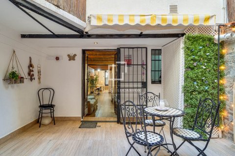 4 bedrooms apartment for sale in Barcelona, Catalonia, Spain № 9019