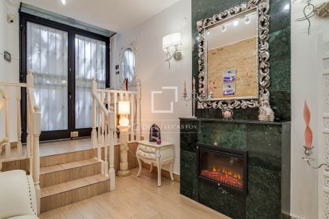 4 bedrooms apartment for sale in Barcelona, Catalonia, Spain № 9019 - photo 20