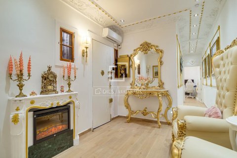 4 bedrooms apartment for sale in Barcelona, Catalonia, Spain № 9019 - photo 9