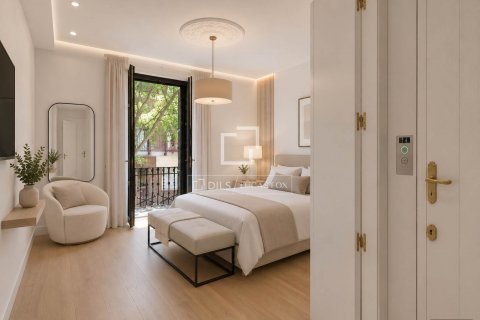 4 bedrooms apartment for sale in Barcelona, Catalonia, Spain № 9019 - photo 4
