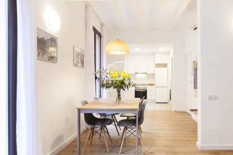 2 bedrooms apartment for sale in Barcelona, Catalonia, Spain № 4075 - photo 3