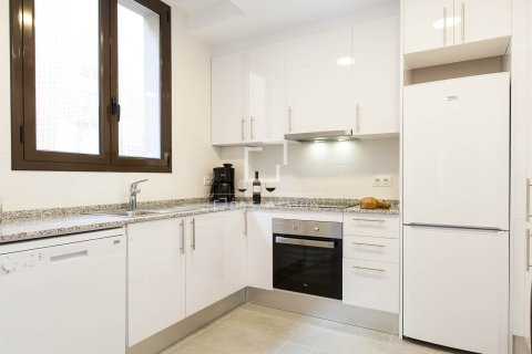 2 bedrooms apartment for sale in Barcelona, Catalonia, Spain № 4075 - photo 9