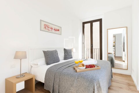 2 bedrooms apartment for sale in Barcelona, Catalonia, Spain № 4075 - photo 2