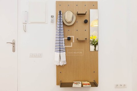 2 bedrooms apartment for sale in Barcelona, Catalonia, Spain № 4075 - photo 4