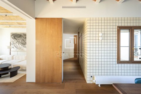 3 bedrooms apartment for sale in Barcelona, Catalonia, Spain № 4079 - photo 4