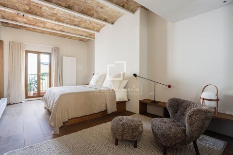 3 bedrooms apartment for sale in Barcelona, Catalonia, Spain № 4079