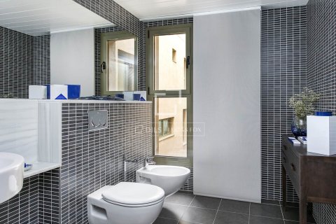 3 bedrooms apartment for sale in Barcelona, Catalonia, Spain № 3989 - photo 14