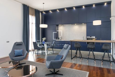 3 bedrooms apartment for sale in Barcelona, Catalonia, Spain № 3989 - photo 6