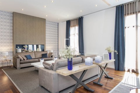 3 bedrooms apartment for sale in Barcelona, Catalonia, Spain № 3989 - photo 2