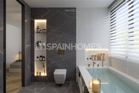 4 bedrooms apartment for sale in Barcelona, Catalonia, Spain № 1050 - photo 19